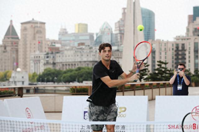 也存在于商 也存在于商