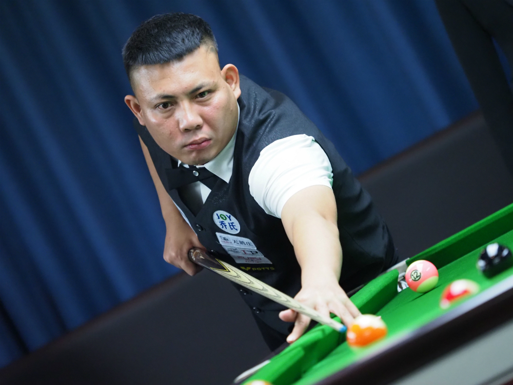 赛场上的完 赛场上的完