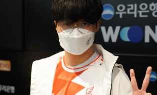 队友传球 队友传球