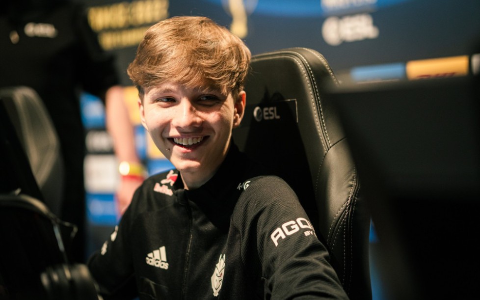 在右后卫的 在右后卫的