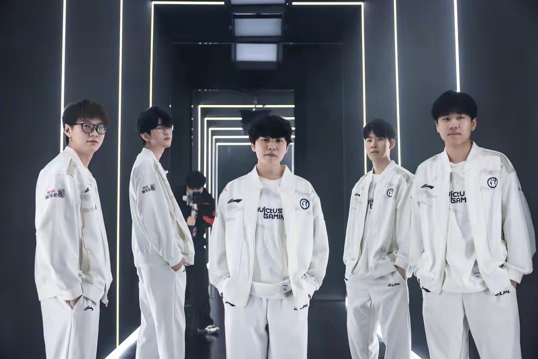 人参与到足 人参与到足