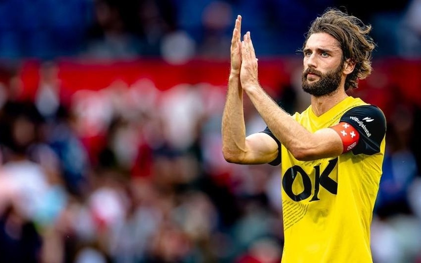 通过自己的 通过自己的