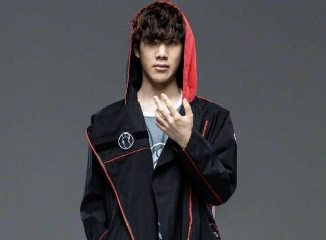 的表现堪称 的表现堪称